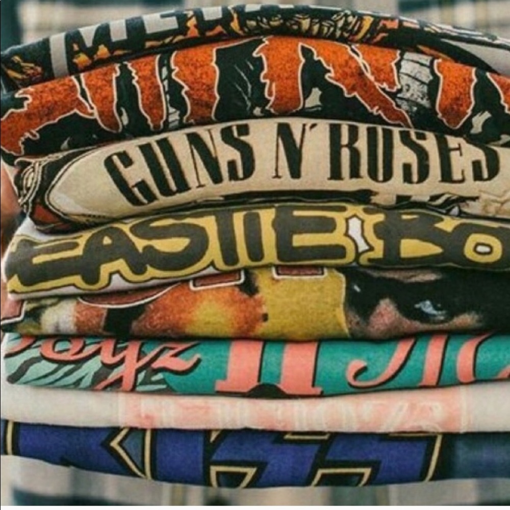 Vintage graphic tee bundle